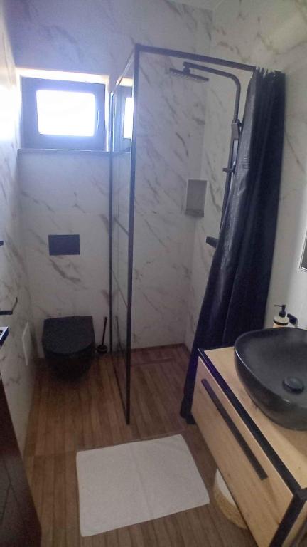 Kúpeľňa v ubytovaní Kampor Apartment 3