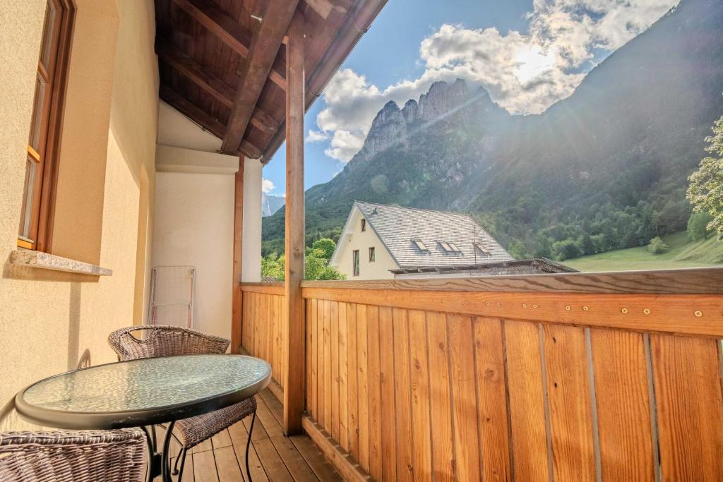 Nespecifikovaný výhled na hory nebo výhled na hory při pohledu z apartmánu