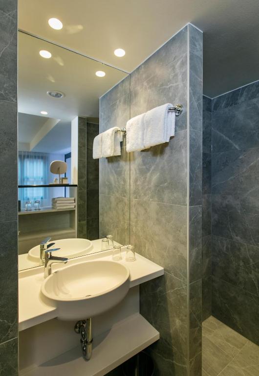 ARCOTEL Donauzentrum Wien - Resim 6