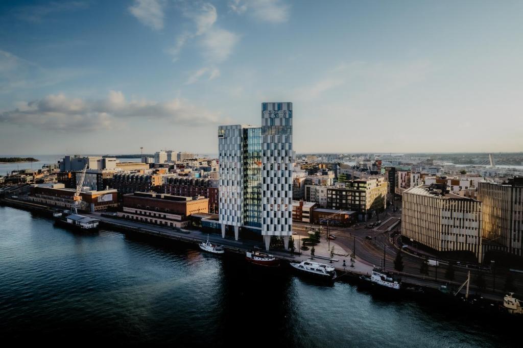 Nespecifikovaný výhled na destinaci Helsinky nebo výhled na město při pohledu z hotelu