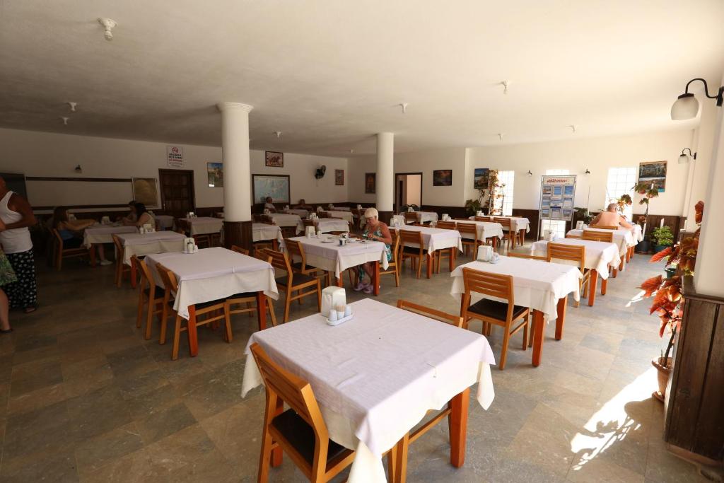 Restaurace v ubytování The Tower Hotel