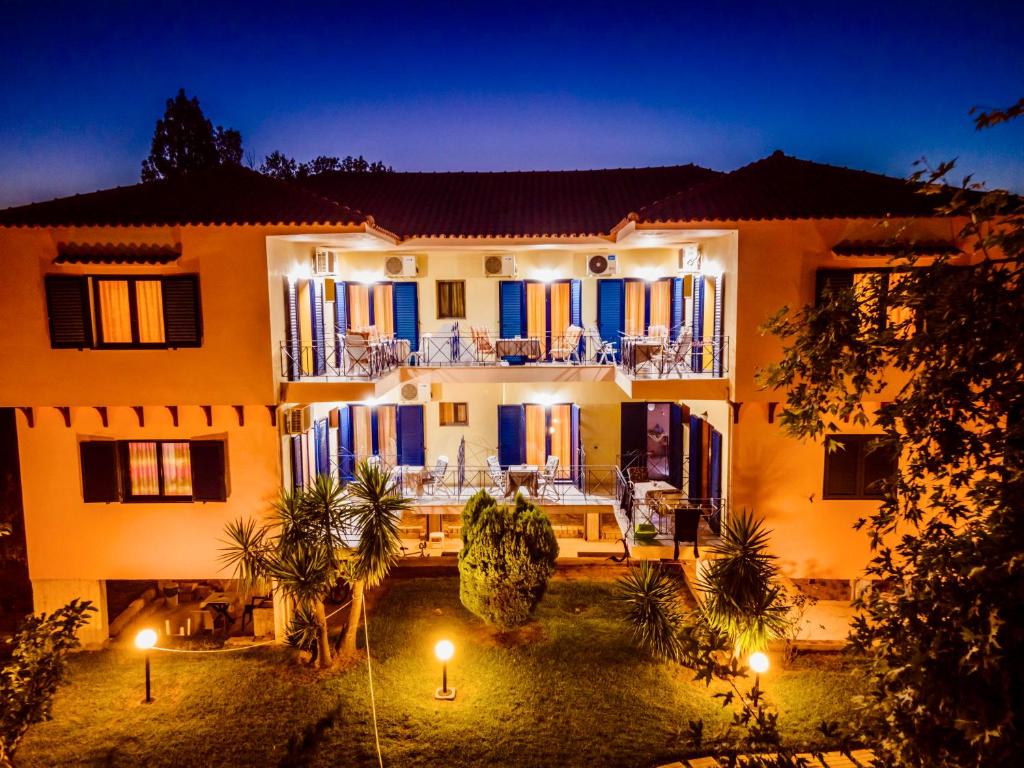 Budova, kde se aparthotel nachází