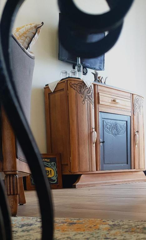 Kuchyň nebo kuchyňský kout v ubytování Ets CAPMASIL - chambre 1920