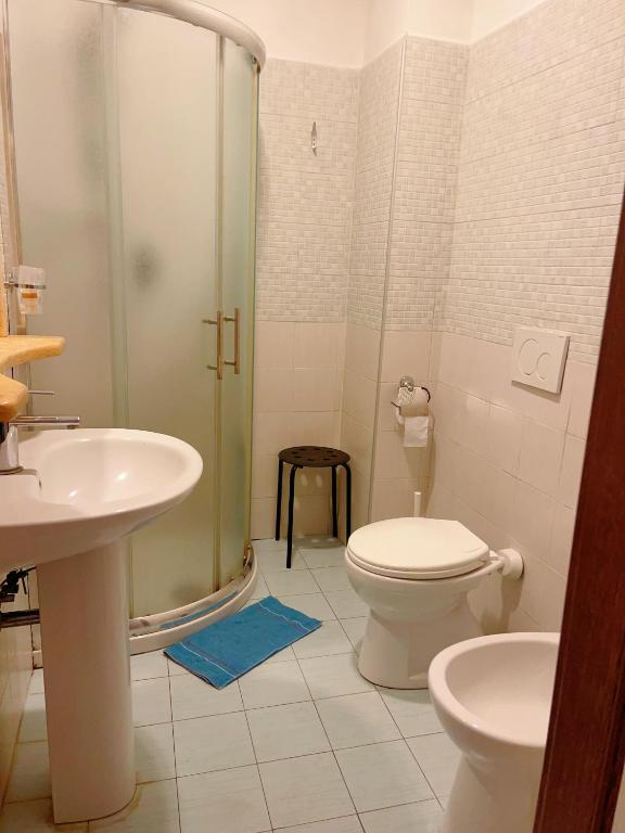 Koupelna v ubytování HOTEL BISSI