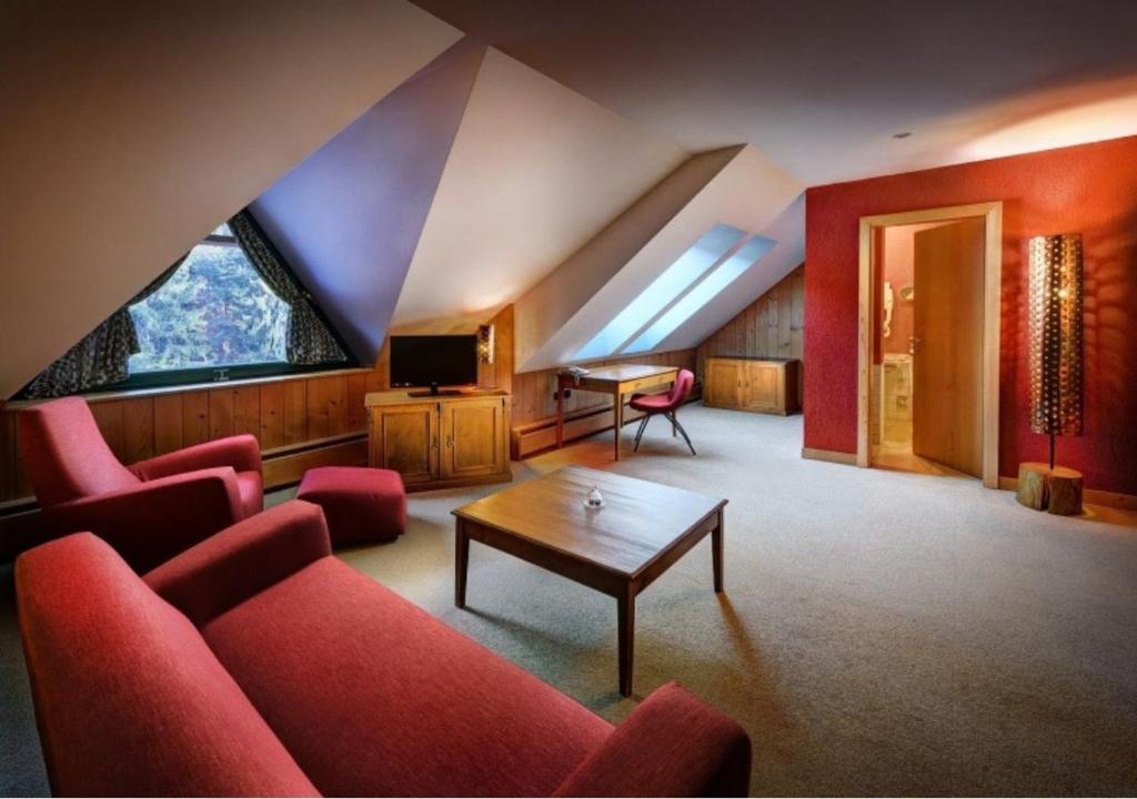 Posezení v ubytování Hotel Tri Studničky - Adult friendly
