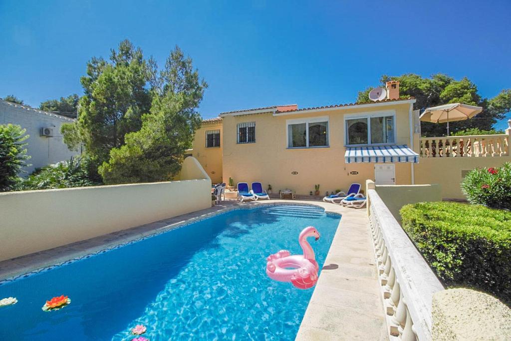 The swimming pool at or close to Marquesa JJ