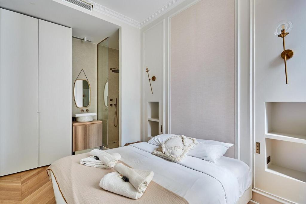 Photo de la galerie de l'établissement Magnificent Apartment Etoile by Studioprestige, à Paris