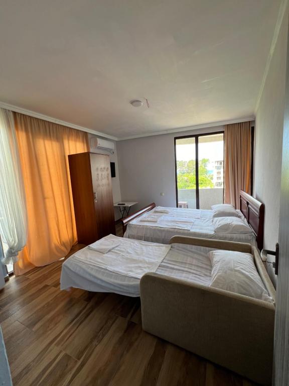 Postel nebo postele na pokoji v ubytování TikTok house