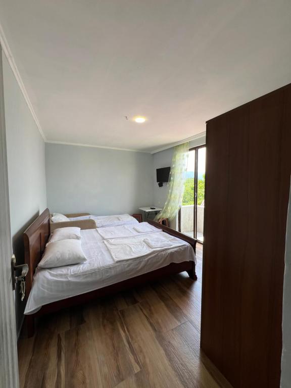 Postel nebo postele na pokoji v ubytování TikTok house