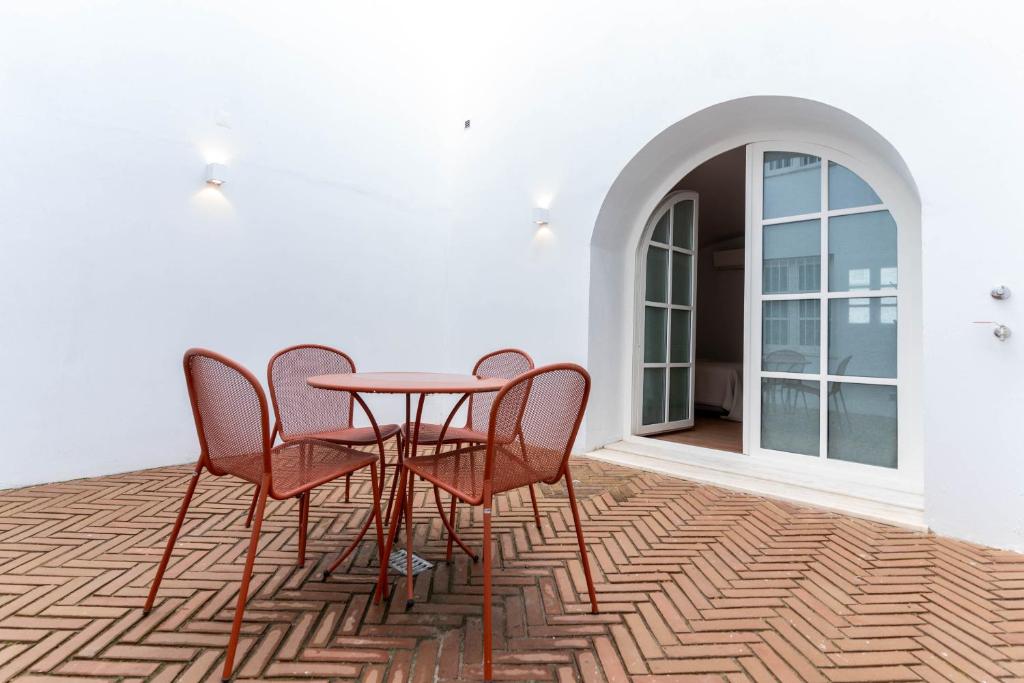 Limehome Evora Rua de Machede 52 - 4