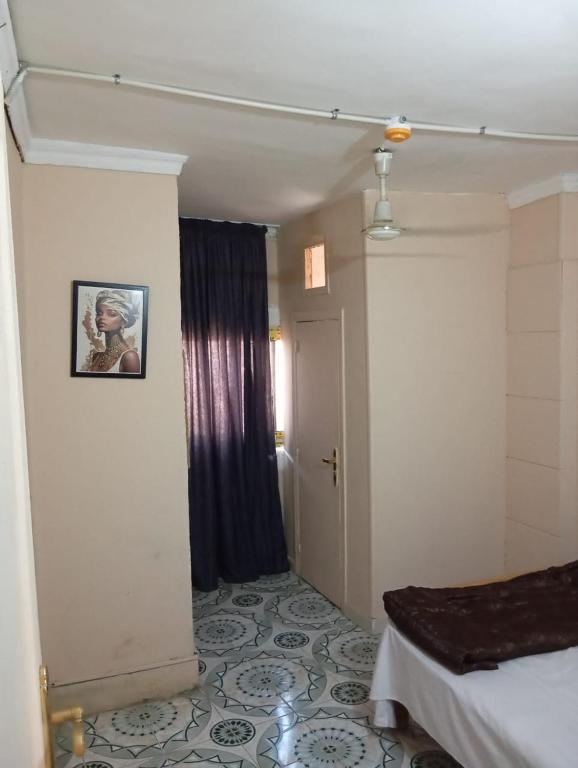 Postel nebo postele na pokoji v ubytování فندق التمساح