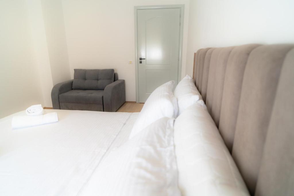 Posezení v ubytování Enea Room in Center