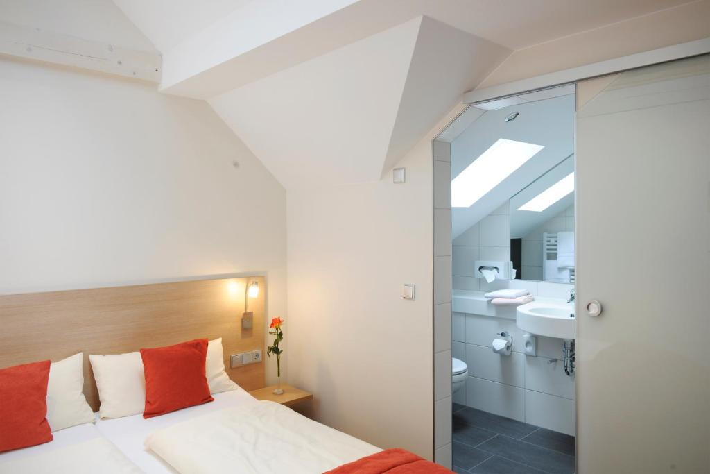 Weingut und Gästehaus Josef Reis - Triple Room
