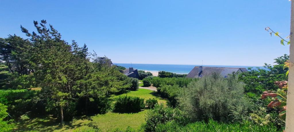 Photo de la galerie de l'établissement Les Tamaris, maison au Pouldu avec accès direct à la plage, à Clohars-Carnoët