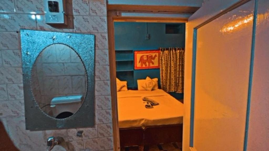 Koupelna v ubytování Hotel Rumis Jaisalmer