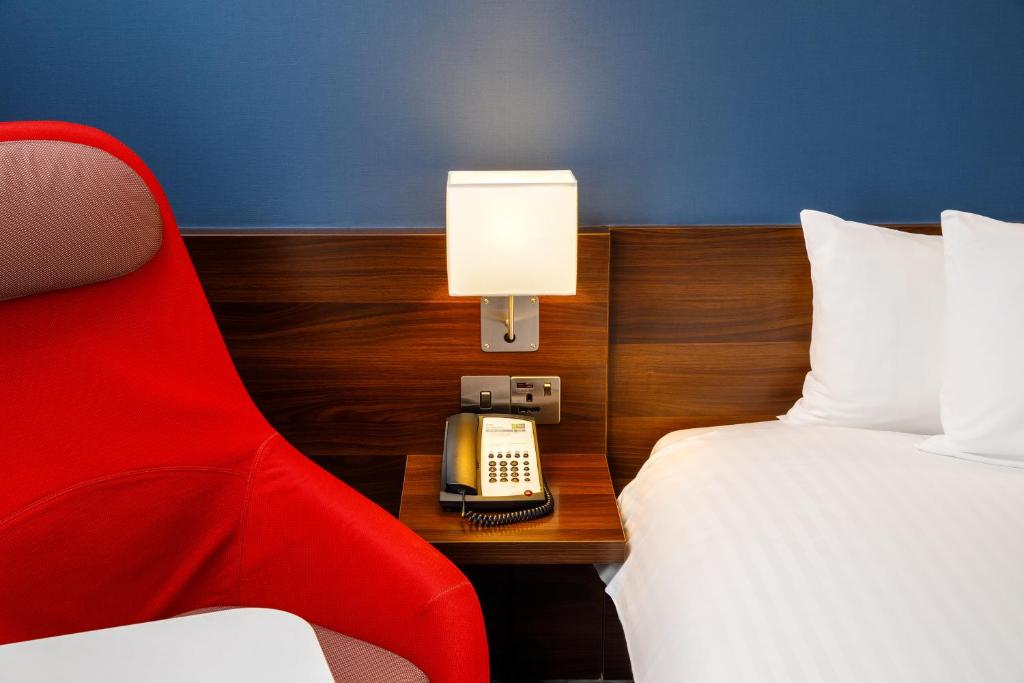 Holiday Inn Express London - ExCel by IHG - Resim 12