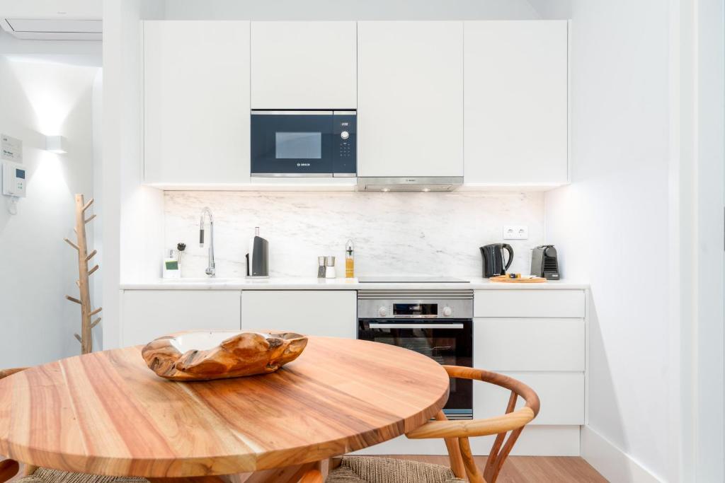 Limehome Evora Rua de Machede 61 - 5