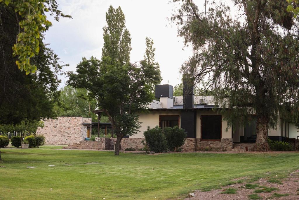 Un jardín fuera de Algodon Wine Estates & Champions Club