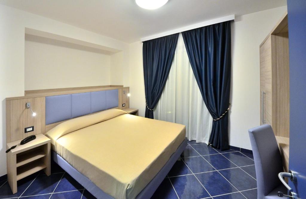 Astro Suite Hotel - 1