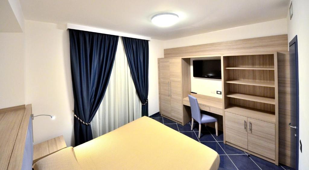 Astro Suite Hotel - 6