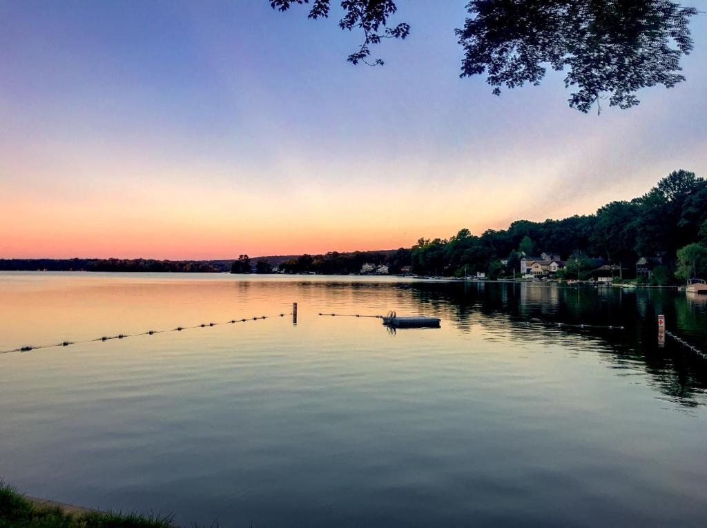 Caladan Cottage lake house, East Hampton (tarifs actualisés 2024)