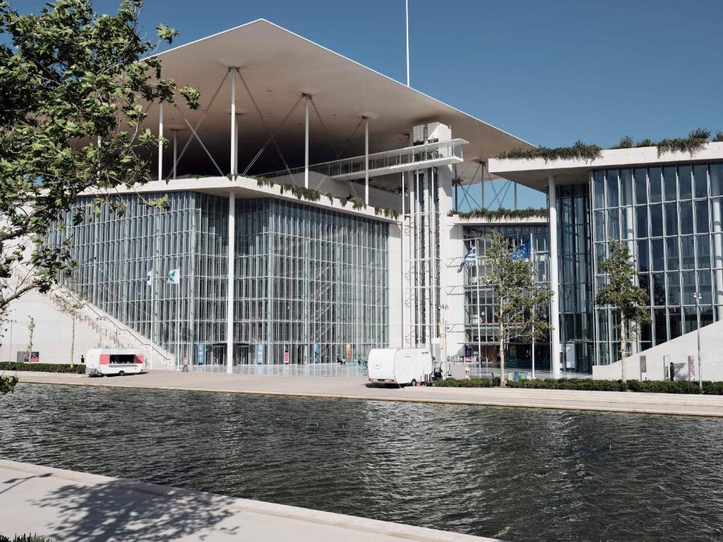 AVA Hotel & Residences Athens Riviera - Resim 9