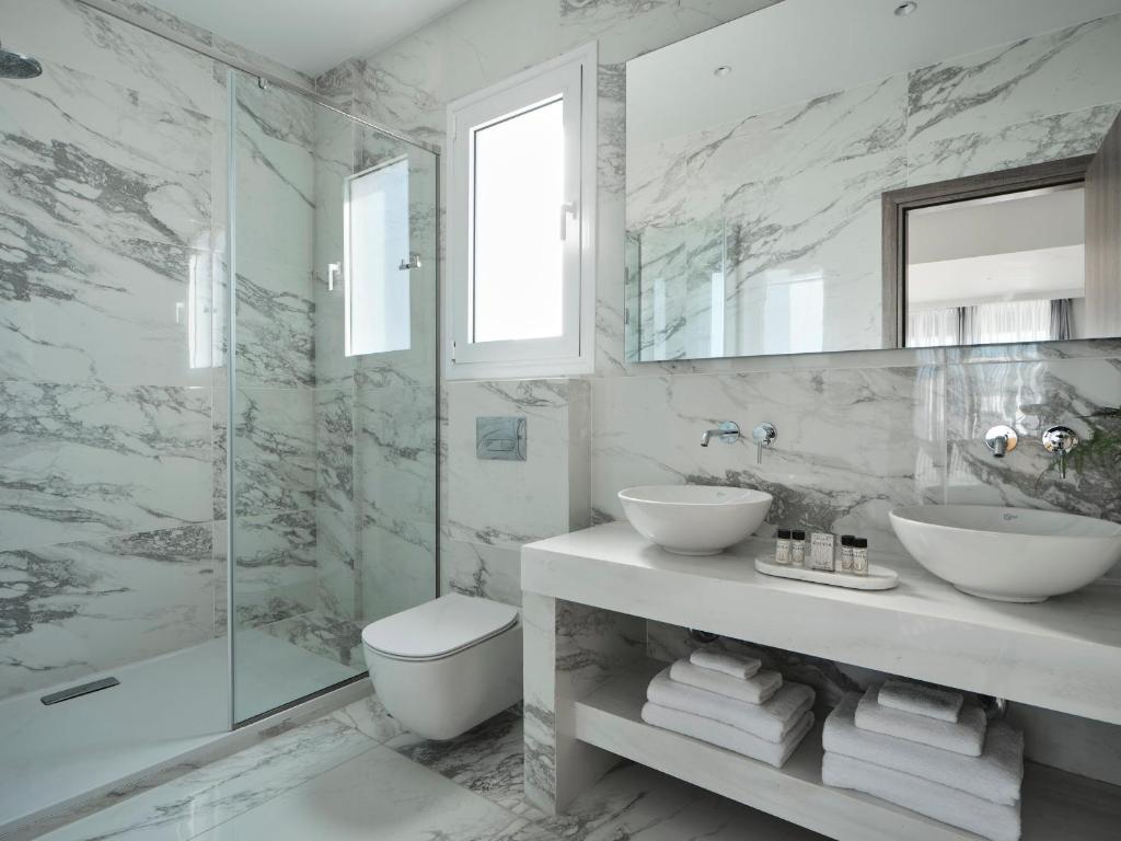 AVA Hotel & Residences Athens Riviera - Resim 8