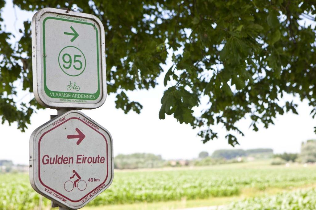 Certifikát, hodnocení, plakát nebo jiný dokument vystavený v ubytování Lozerkasteel