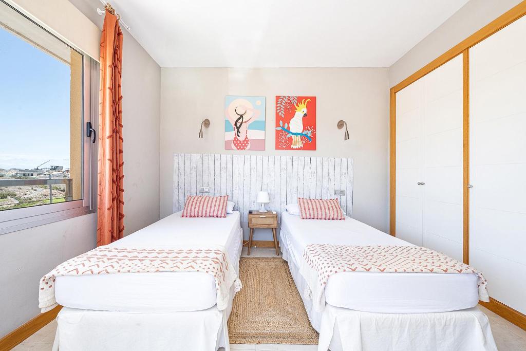 Łóżko lub łóżka w pokoju w obiekcie Vista Golf 12 by CanariasGetaway
