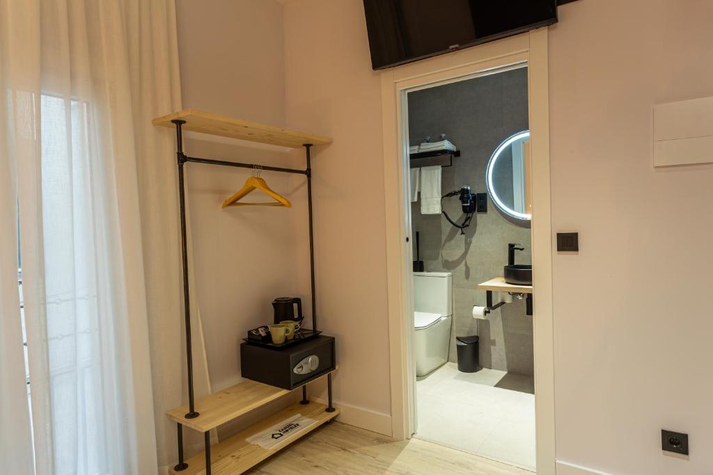 Casual Fuentes Bilbao - Standard Single Room