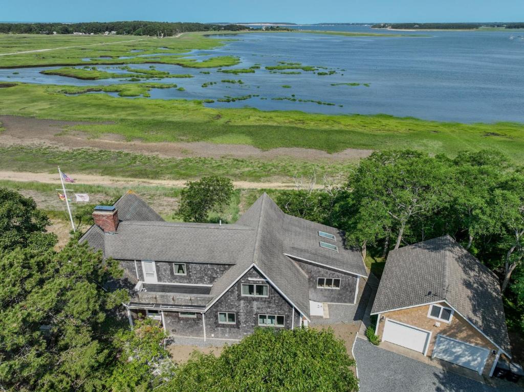 Home near Picturesque Lt Island, Wellfleet (updated prices 2024)