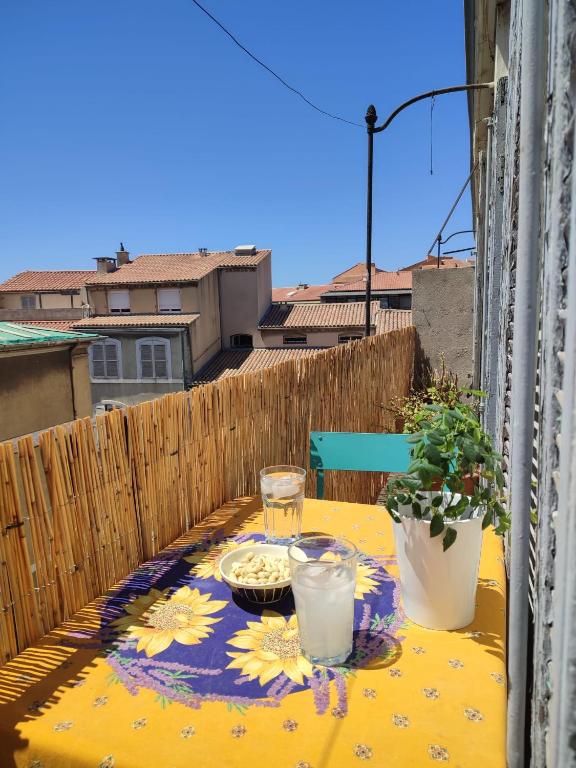 Photo de la galerie de l'établissement Sunny and Fully Furnished Duplex in central Marseille, à Marseille