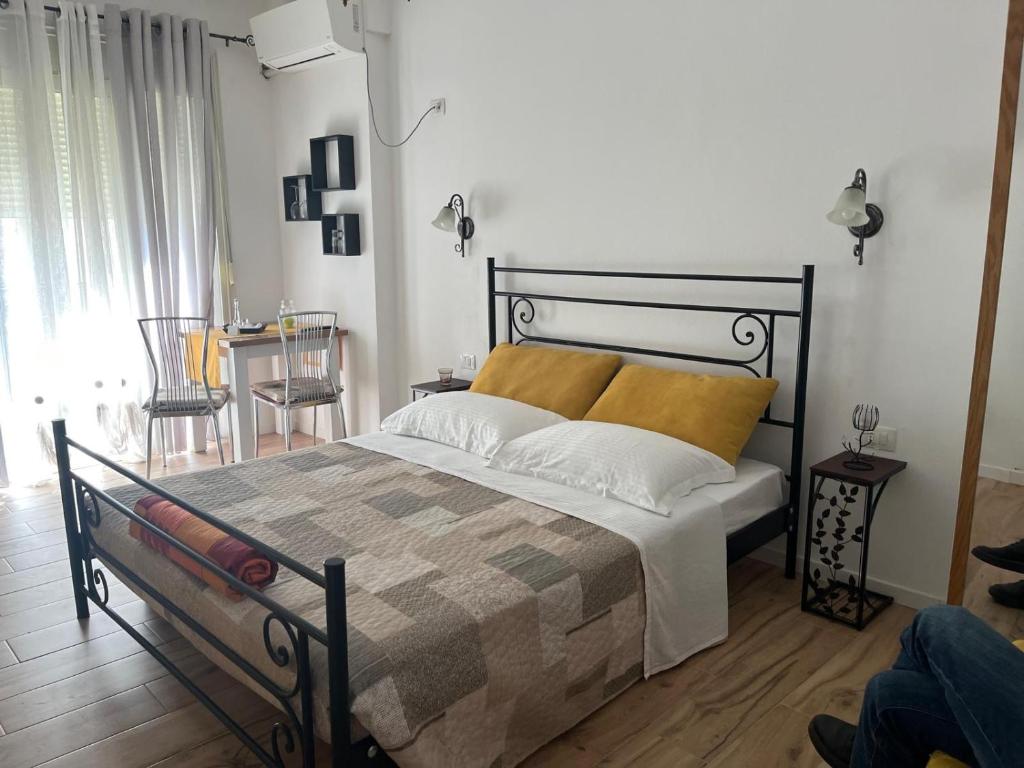 Postel nebo postele na pokoji v ubytování A&A Rooms