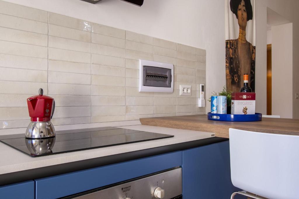 Cucina o angolo cottura di Italian Experience-My Florence City Apartment