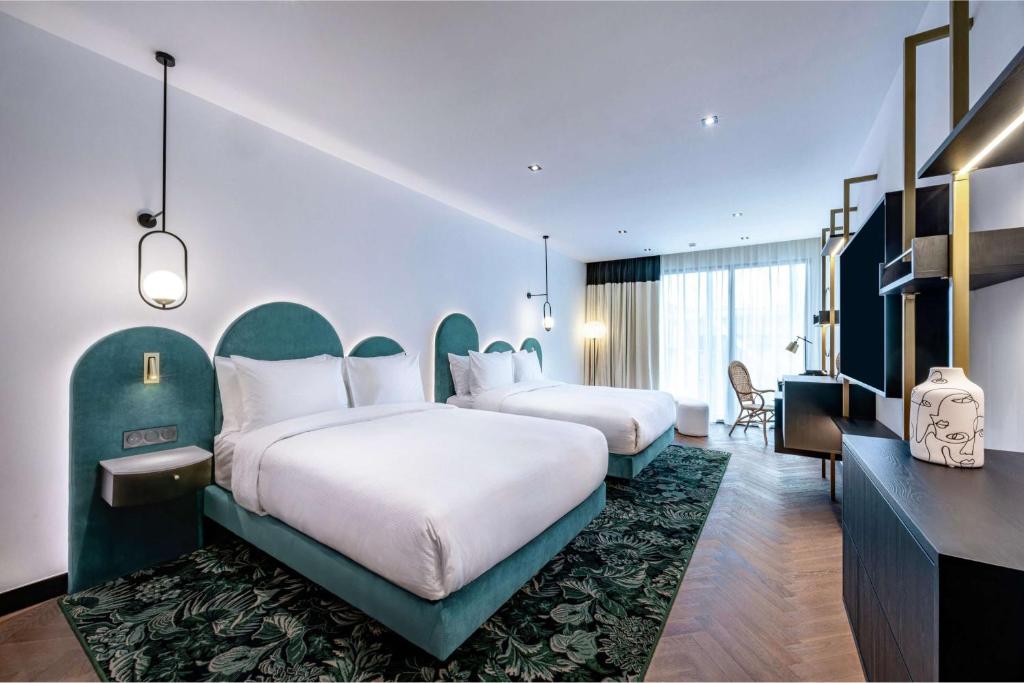 Doubletree By Hilton Nice Centre Iconic - Resim 24