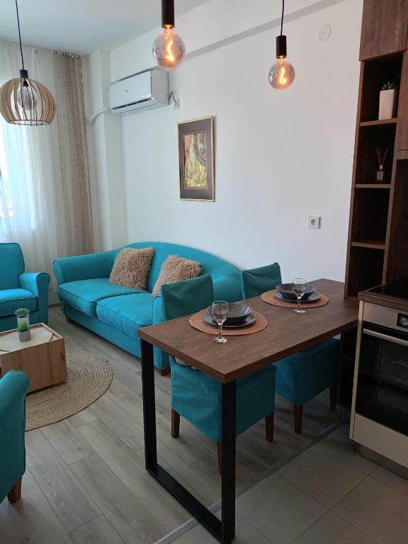 Posezení v ubytování Jagodina Apartman Nastasija- gleda na Aqva park