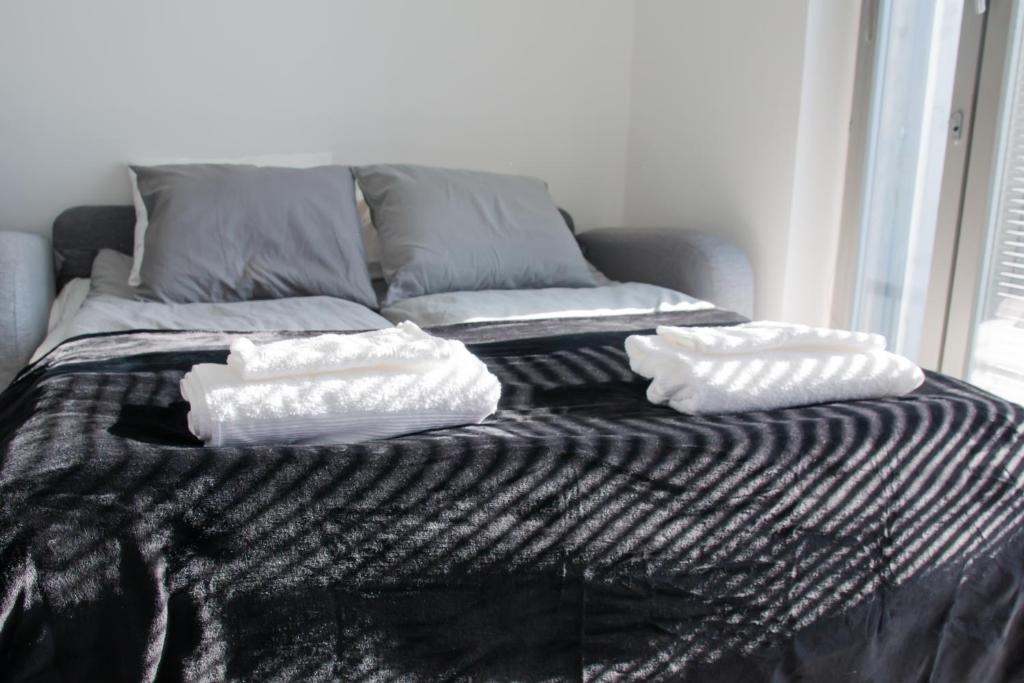 Fotografie z fotogalerie ubytování Cozy Penthouse Loft - Near the Airport ve Vantaa