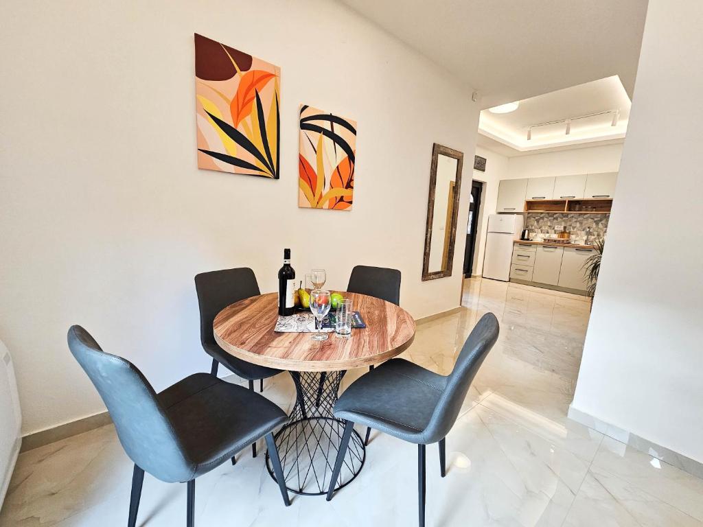 Harmony Garden Apartments - 8