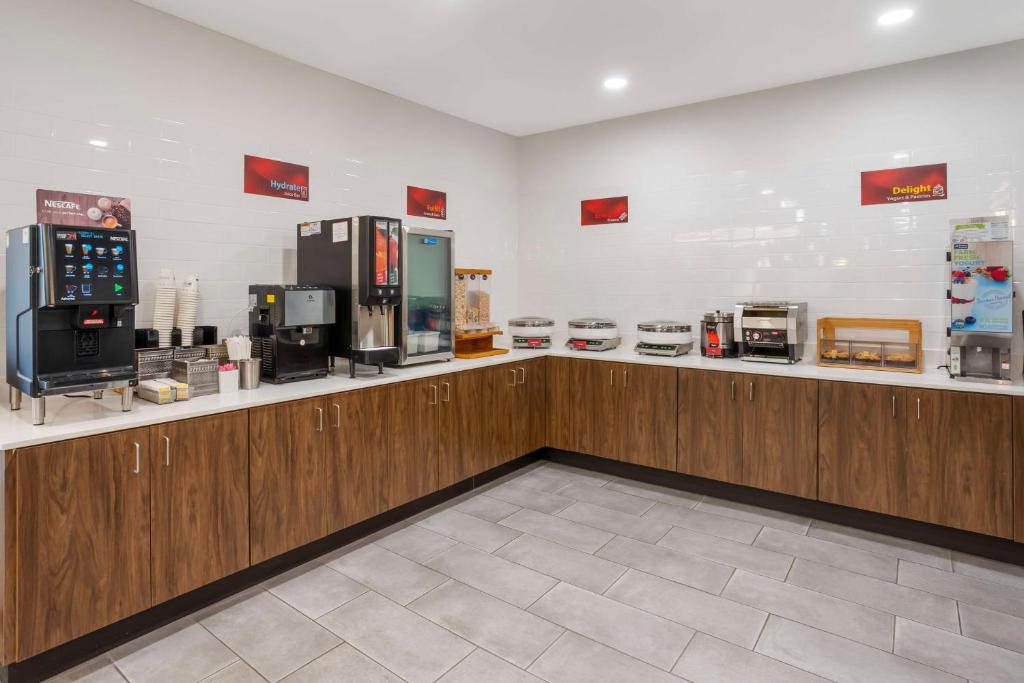 Best Western Plus Columbia Inn photo
