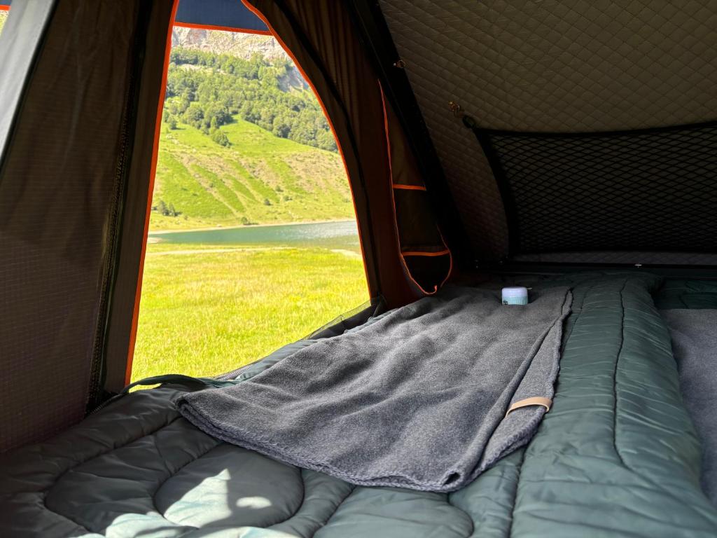 Příroda nedaleko luxury tent