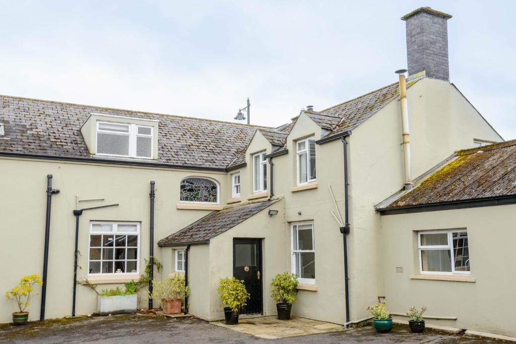 The Old Surgery - Housity