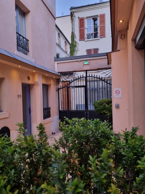 Hotel De L'Horloge - Resim 6