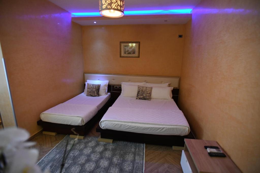 Hotel Gega - 三个房间