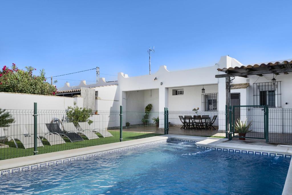 Πισίνα στο ή κοντά στο Villa Chana