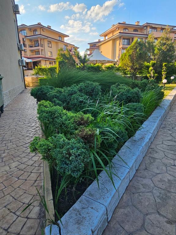 Zahrada ubytování Apartments Anna on Saint Vlas
