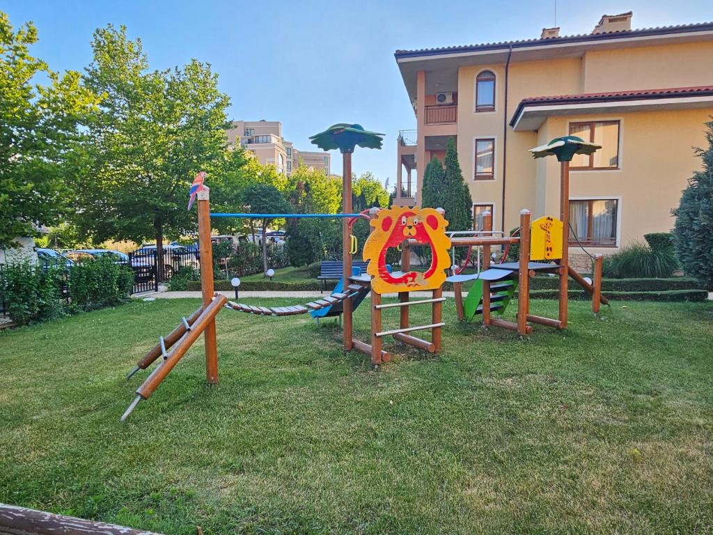 Herní místnost nebo prostor pro děti v ubytování Apartments Anna on Saint Vlas