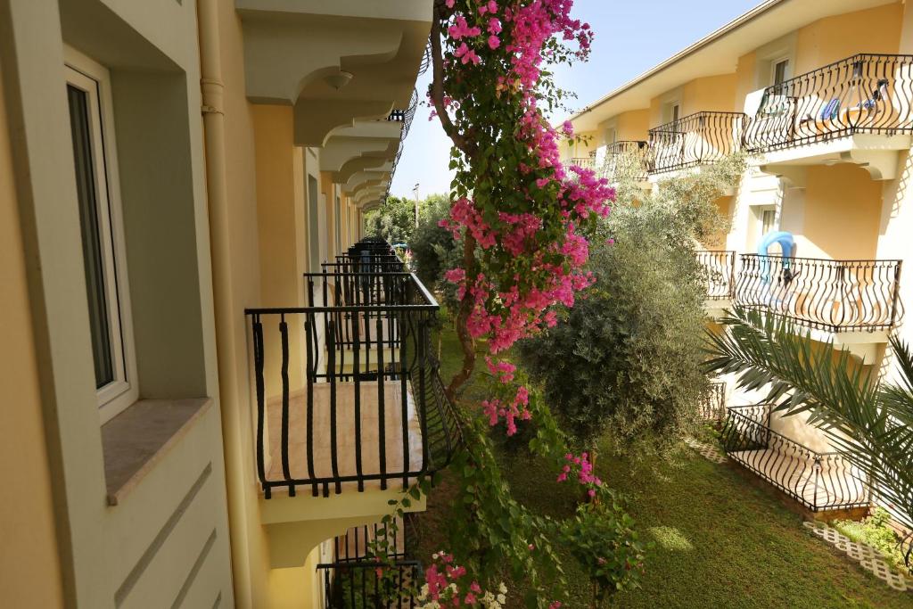 Balkón nebo terasa v ubytování Mavruka Hotel
