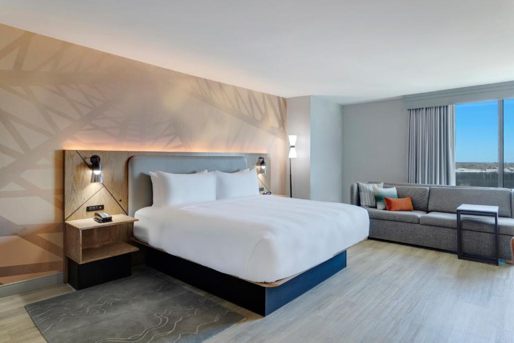 Houston Marriott North - Conciërge Queen Room