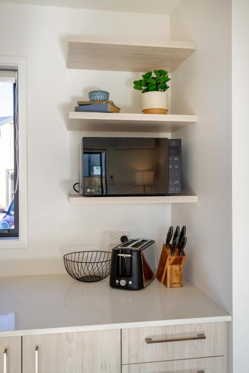 Elegant Living by Middleton Park, Fully Equipped - Resim 12