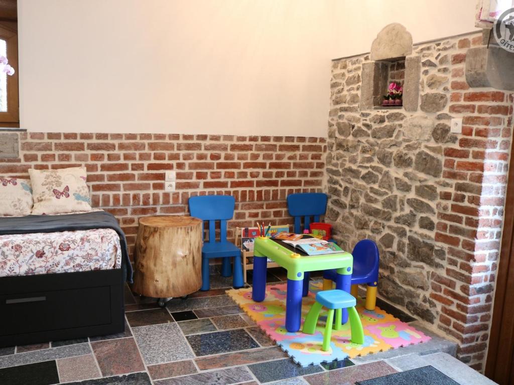 Fotografia z galérie ubytovania Gîte typique Avesnois, familial avec terrasse, proche forêt et activités locales - FR-1-510-177 v destinácii Leval